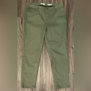 Women’s Curve Appeal Minimalist Jegging Green Stretch Pants- Size 14/32